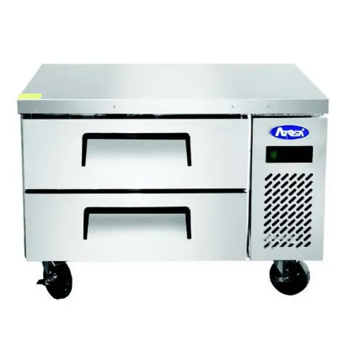 Atosa Mgf8448Gr Compact Chef Base – Undercounter Refrigerated Workstation 1