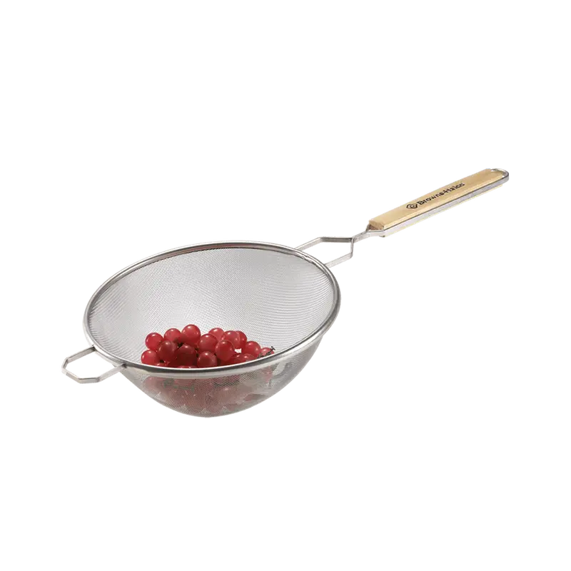 Browne 574117 Medium Mesh Strainer – 7.25-Inch Bowl Diameter | Denson Cfe 1